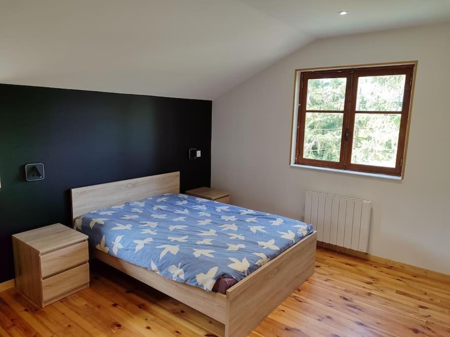 Holiday home Chez L'apiculteur Flour L'etang *