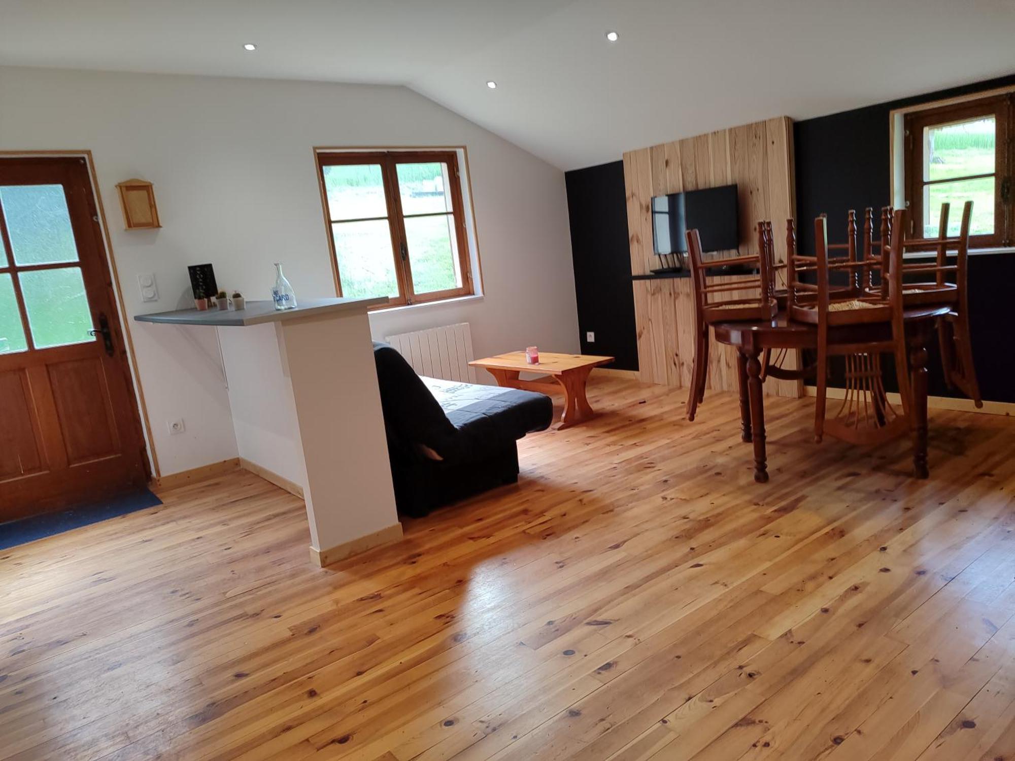 Holiday home Chez L'apiculteur Flour L'etang Saint-Flour-l'Etang
